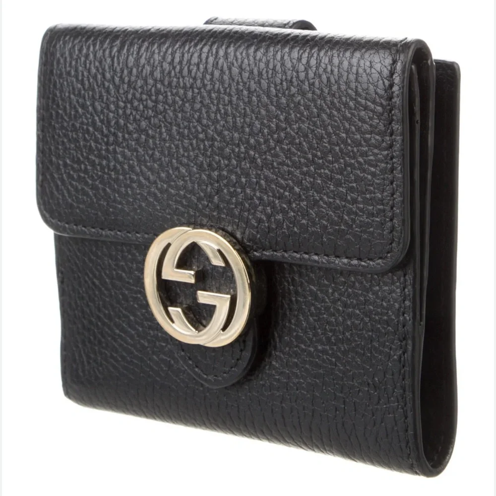 ✨POSH LIVE GIVEAWAY ✨BOUGHT AT THE GUCCI STORE IN  ITALY GUCCI WALLET - Picture 3 of 8